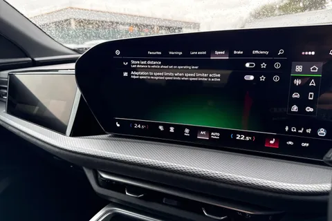 DC75THF Audi Q5 SUV Edition 1 TDI quattro 204 PS S tronic Thumbnail #45