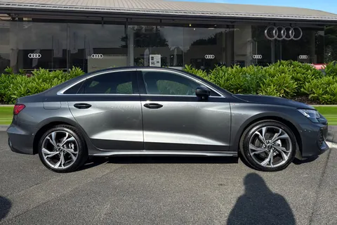 PX75YUS Audi A3 S line TFSI 150 PS S tronic Thumbnail #4