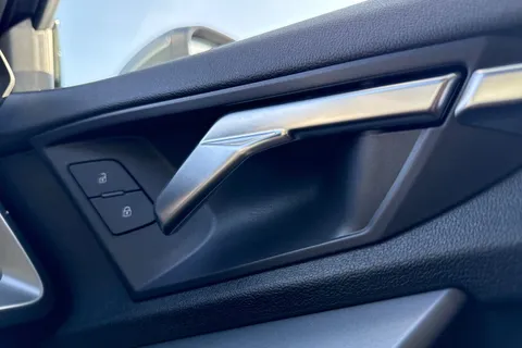 PX75YUS Audi A3 S line TFSI 150 PS S tronic Thumbnail #22