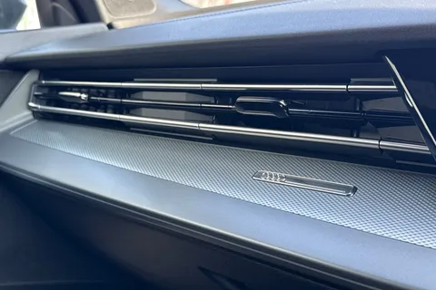 PX75YUS Audi A3 S line TFSI 150 PS S tronic Thumbnail #62