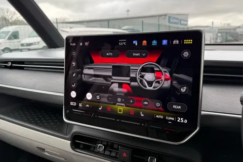 KY25RWW Volkswagen ID. Buzz 210kW Style Pro 79kWh 5dr Auto Thumbnail #23