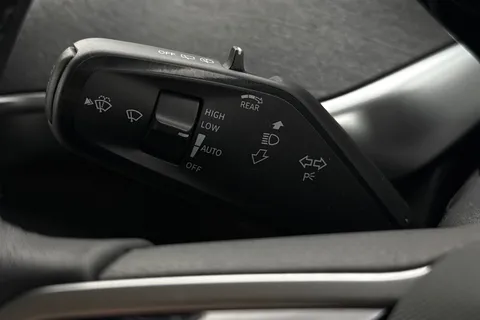 KY25RWW Volkswagen ID. Buzz 210kW Style Pro 79kWh 5dr Auto Thumbnail #39