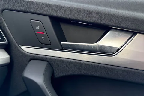 DA22HFE Audi Q5 S line 45 TFSI quattro 265 PS S tronic Thumbnail #21