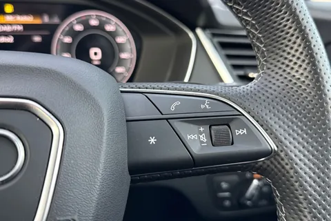 DA22HFE Audi Q5 S line 45 TFSI quattro 265 PS S tronic Thumbnail #25
