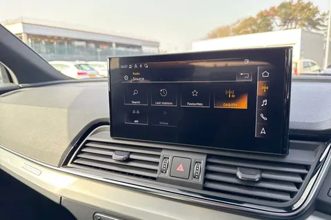 DA22HFE Audi Q5 S line 45 TFSI quattro 265 PS S tronic Thumbnail #35