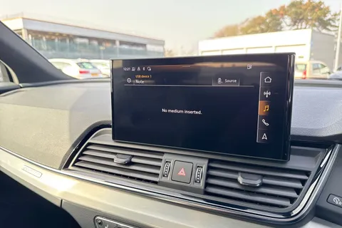 DA22HFE Audi Q5 S line 45 TFSI quattro 265 PS S tronic Thumbnail #36