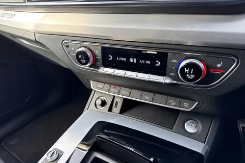 DA22HFE Audi Q5 S line 45 TFSI quattro 265 PS S tronic Thumbnail #48