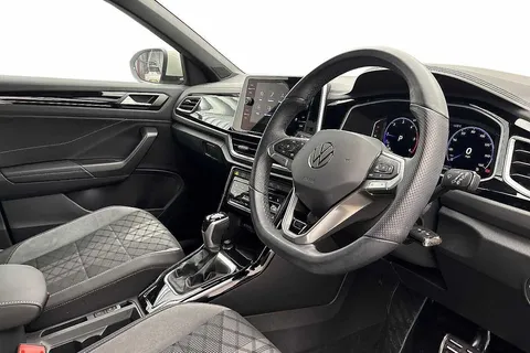 DC25ZLO Volkswagen T-Roc 2.0 TDI 150 EVO R-Line 5dr DSG ⭐Rear view camera, Low TAX £195 a year⭐ Thumbnail #7