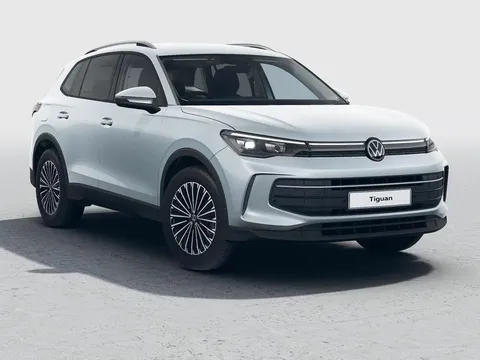  Volkswagen Tiguan 1.5 eTSI MHEV Match DSG Euro 6 (s/s) 5dr Thumbnail #2