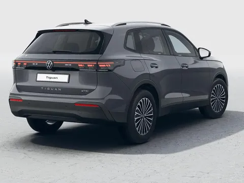  Volkswagen Tiguan 1.5 eTSI MHEV Match DSG Euro 6 (s/s) 5dr Thumbnail #4