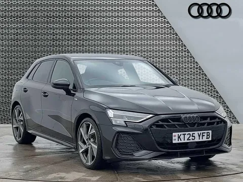 KT25YFB Audi A3 Black Edition 35 TFSI  150 PS S tronic Thumbnail #1