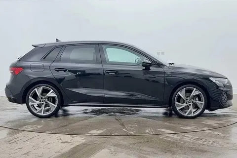 KT25YFB Audi A3 Black Edition 35 TFSI  150 PS S tronic Thumbnail #4