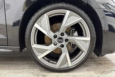 KT25YFB Audi A3 Black Edition 35 TFSI  150 PS S tronic Thumbnail #6