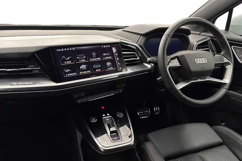 2 of 13 for Audi Q4 e-tron Q4 Sportback S line 45 e-tron 210,00 kW