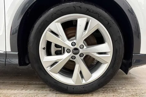 6 of 13 for Audi Q4 e-tron Q4 Sportback S line 45 e-tron 210,00 kW