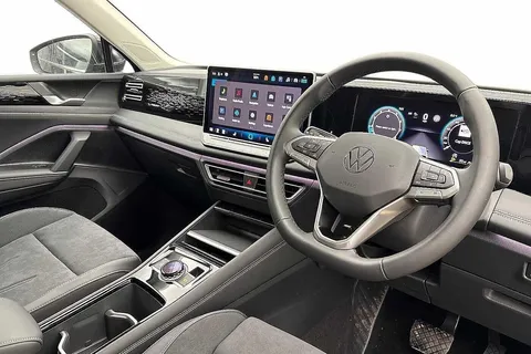 KP75MRX Volkswagen Tiguan 1.5 eTSI 150 Elegance 5dr DSG Thumbnail #6