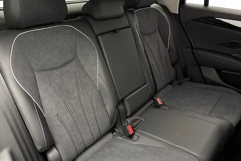 KP75MRX Volkswagen Tiguan 1.5 eTSI 150 Elegance 5dr DSG Thumbnail #9