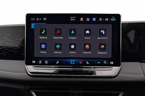 KP75MRX Volkswagen Tiguan 1.5 eTSI 150 Elegance 5dr DSG Thumbnail #12