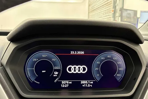 KM25SFZ Audi Q4 e-tron Q4 Sportback Sport 35 e-tron 125,00 kW Thumbnail #12