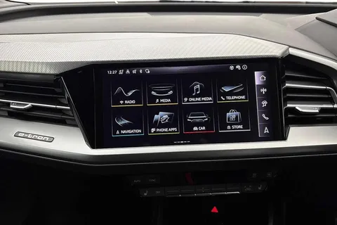 KM25SFZ Audi Q4 e-tron Q4 Sportback Sport 35 e-tron 125,00 kW Thumbnail #13