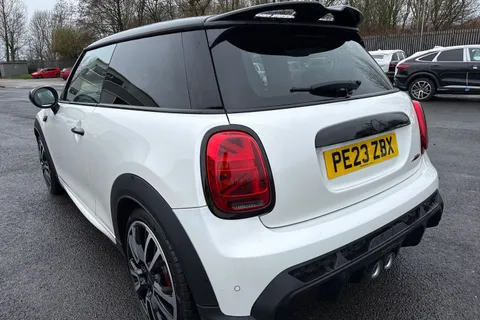 PE23ZBX Mini Hatch 2.0 John Cooper Works Steptronic Euro 6 (s/s) 3dr Thumbnail #9