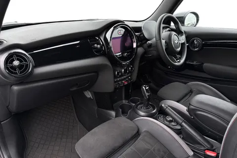 PE23ZBX Mini Hatch 2.0 John Cooper Works Steptronic Euro 6 (s/s) 3dr Thumbnail #16