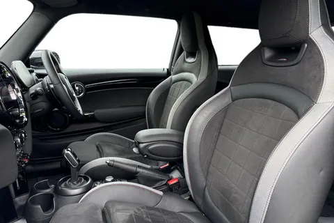 PE23ZBX Mini Hatch 2.0 John Cooper Works Steptronic Euro 6 (s/s) 3dr Thumbnail #17