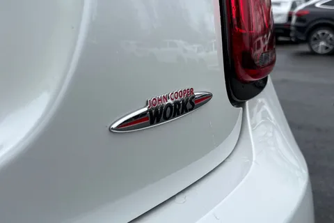 PE23ZBX Mini Hatch 2.0 John Cooper Works Steptronic Euro 6 (s/s) 3dr Thumbnail #36