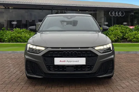 DP72HJV Audi A1 Black Edition 30 TFSI 110 PS S tronic Thumbnail #7