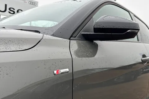 DP72HJV Audi A1 Black Edition 30 TFSI 110 PS S tronic Thumbnail #32