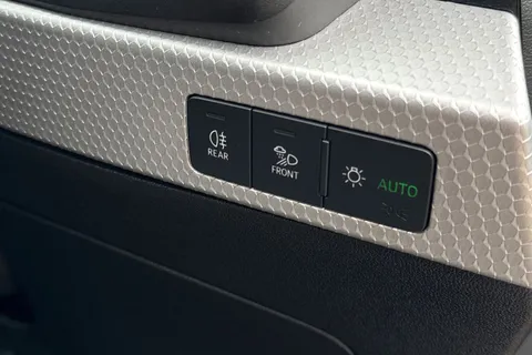 DP72HJV Audi A1 Black Edition 30 TFSI 110 PS S tronic Thumbnail #45