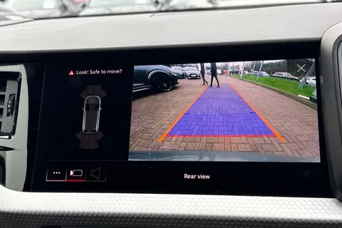 DP72HJV Audi A1 Black Edition 30 TFSI 110 PS S tronic Thumbnail #58