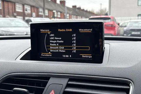 DE68EWP Audi Q3 2.0 TDI Black Edition Euro 6 (s/s) 5dr Thumbnail #34