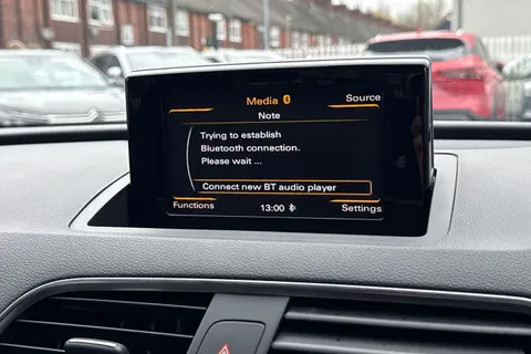 DE68EWP Audi Q3 2.0 TDI Black Edition Euro 6 (s/s) 5dr Thumbnail #35