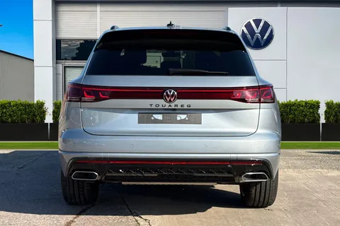 Volkswagen Touareg 3.0 TDI V6 Black Edition Tiptronic 4Motion Euro 6 (s/s) 5dr Thumbnail #5