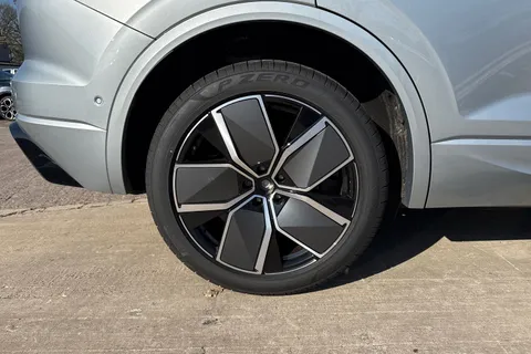 Volkswagen Touareg 3.0 TDI V6 Black Edition Tiptronic 4Motion Euro 6 (s/s) 5dr Thumbnail #12