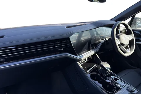 Volkswagen Touareg 3.0 TDI V6 Black Edition Tiptronic 4Motion Euro 6 (s/s) 5dr Thumbnail #15