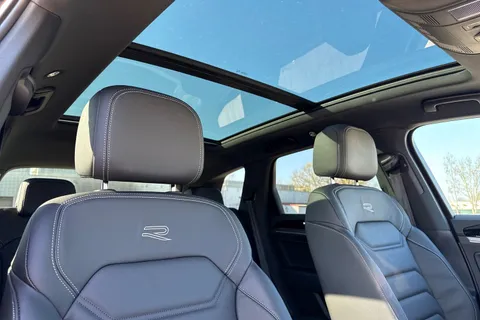 Volkswagen Touareg 3.0 TDI V6 Black Edition Tiptronic 4Motion Euro 6 (s/s) 5dr Thumbnail #24