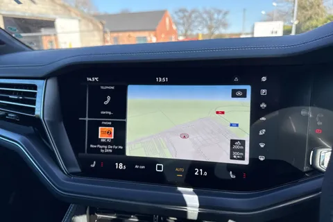 Volkswagen Touareg 3.0 TDI V6 Black Edition Tiptronic 4Motion Euro 6 (s/s) 5dr Thumbnail #42