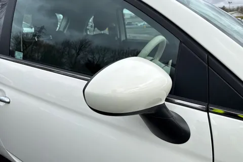 YC25ZTG FIAT 500 1.0 MHEV Top Euro 6 (s/s) 3dr Thumbnail #26