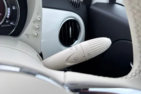 YC25ZTG FIAT 500 1.0 MHEV Top Euro 6 (s/s) 3dr Thumbnail #36