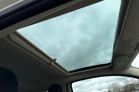 YC25ZTG FIAT 500 1.0 MHEV Top Euro 6 (s/s) 3dr Thumbnail #44