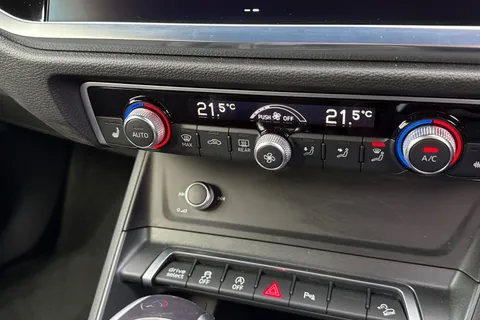 KD23GXE Audi Q3 Black Edition 35 TDI  150 PS S tronic Thumbnail #23