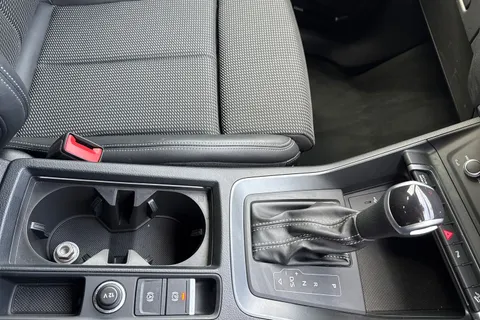 KD23GXE Audi Q3 Black Edition 35 TDI  150 PS S tronic Thumbnail #24