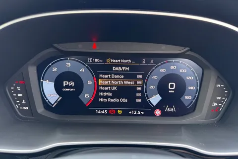 KD23GXE Audi Q3 Black Edition 35 TDI  150 PS S tronic Thumbnail #31