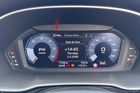 KD23GXE Audi Q3 Black Edition 35 TDI  150 PS S tronic Thumbnail #32