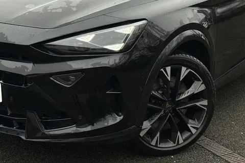 KR25NUJ CUPRA Formentor 2.0 TSI VZ2 DSG 4Drive Euro 6 (s/s) 5dr Thumbnail #27