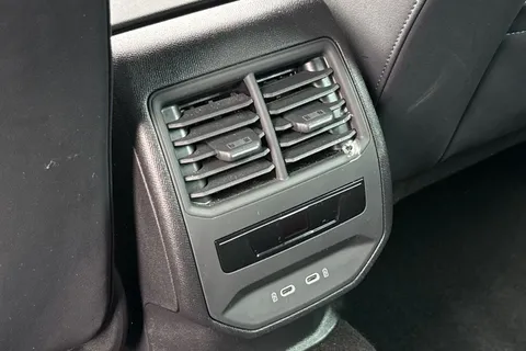 KR25NUJ CUPRA Formentor 2.0 TSI VZ2 DSG 4Drive Euro 6 (s/s) 5dr Thumbnail #40