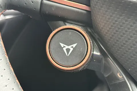 KR25NUJ CUPRA Formentor 2.0 TSI VZ2 DSG 4Drive Euro 6 (s/s) 5dr Thumbnail #44