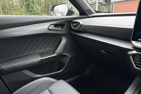 KR25NUJ CUPRA Formentor 2.0 TSI VZ2 DSG 4Drive Euro 6 (s/s) 5dr Thumbnail #48